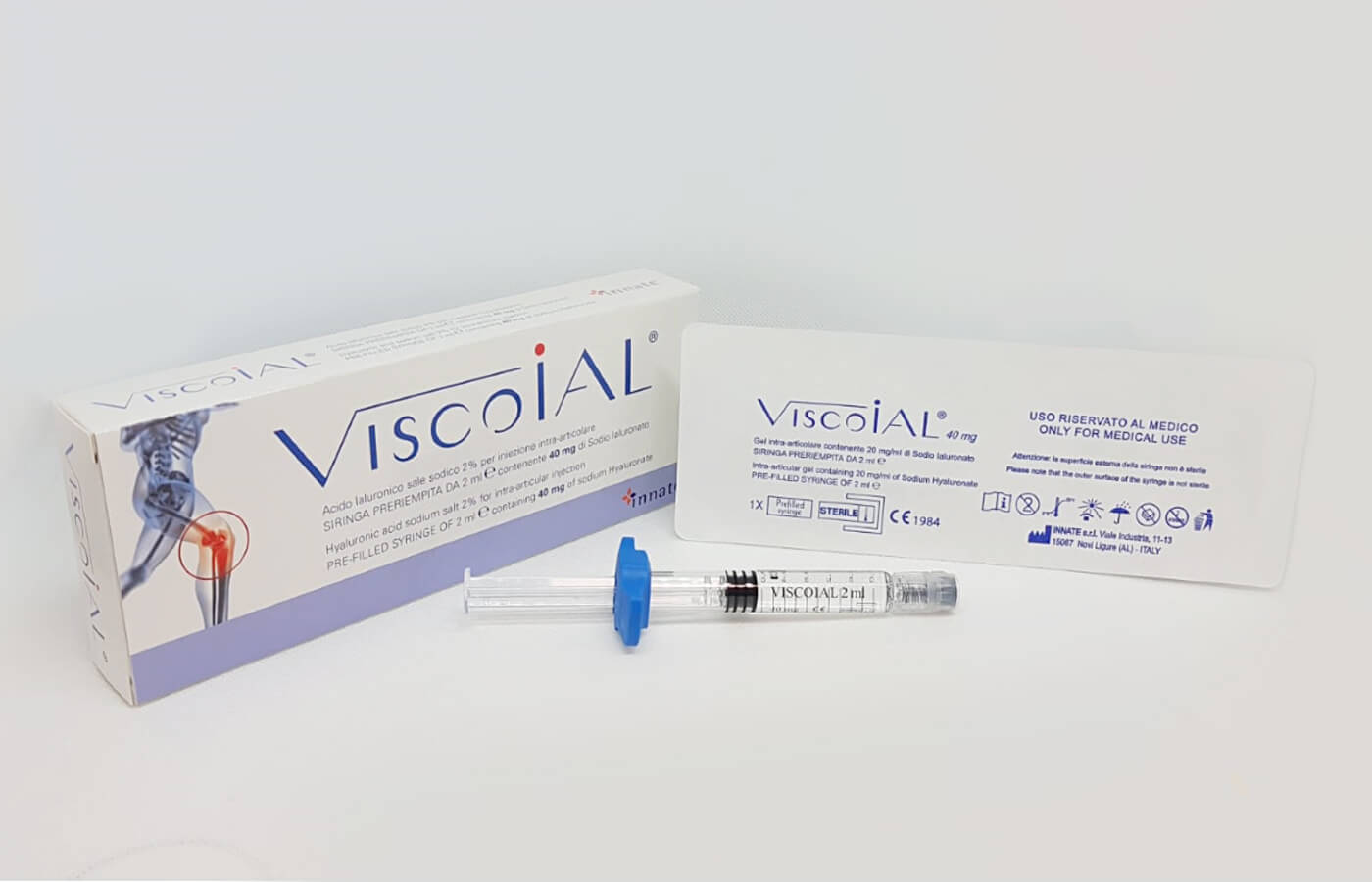 Viscoial 40 MG, hyaluronik asidin sodyum tuzuna dayanan tıbbi bir üründür. Hyaluronik asit, fermantasyon yoluyla elde edilen 1000 ila 1500 kDa arasında sabit bir moleküler ağırlığa sahiptir: bu, ürünün mutlak saflığını garanti eder, alerjen ve inflamatuar reaksiyon risklerini en aza indirir.